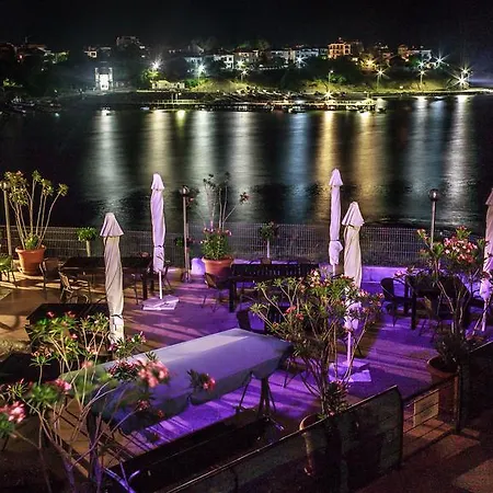 Neven Hotel
