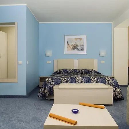 Neven 4* Ahtopol