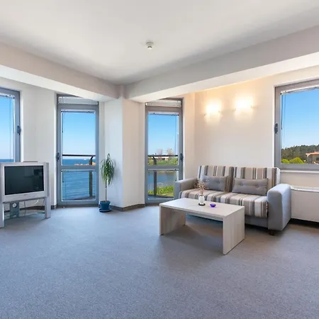 Neven Hotel Ahtopol