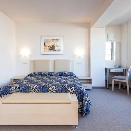 Neven Hotel Ahtopol