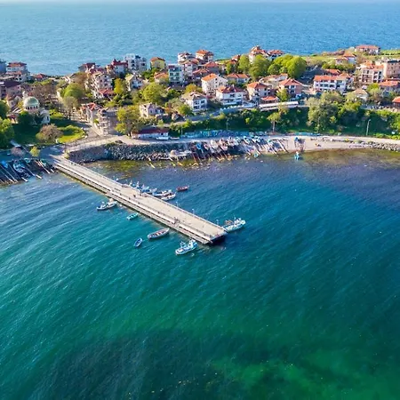 Hotel Neven Ahtopol